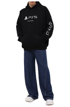 Мужской хлопковое худи BALENCIAGA черного цвета по цене 79100 руб., арт. 651799/TKVF4 | Фото 2 Мужской хлопковое худи BALENCIAGA черного цвета, арт. 651799/TKVF4 | Фото 2 (Материал внешний: Хлопок; Длина (для топов): Стандартные; Стили: Спорт-шик, Гранж; Рукава: Длинные; Мужское Кросс-КТ: Худи-одежда; Принт: С принтом)