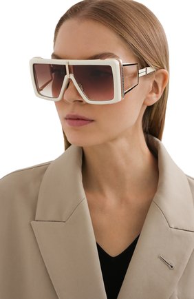 Женские солнцезащитные очки BALMAIN кремвого цвета, арт. BPS-107D-61 | Фото 2 (Тип очков: С/з; Очки форма: Over-size)