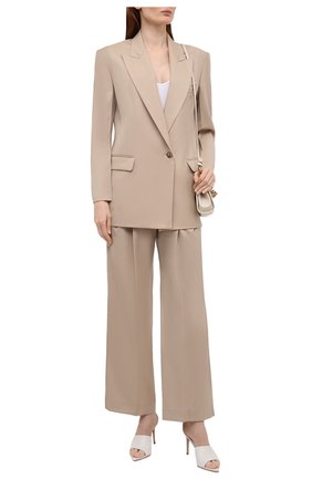 Женский шерстяной жакет LOW CLASSIC бежевого цвета по цене 49850 руб., арт. L0W21SS_BZ03BE | Фото 2 Женский шерстяной жакет LOW CLASSIC бежевого цвета, арт. L0W21SS_BZ03BE | Фото 2 (Материал внешний: Шерсть; Случай: Повседневный, Формальный; Женское Кросс-КТ: Жакет-одежда; Стили: Кэжуэл; Рукава: Длинные; Материал подклада: Синтетический материал; 1-2-бортные: Однобортные; Длина (для топов): Удлиненные)