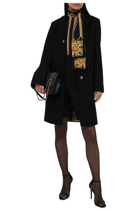 Женское шерстяное пальто VERSACE черного цвета по цене 233500 руб., арт. 1001269/1A01173 | Фото 2 Женское шерстяное пальто VERSACE черного цвета, арт. 1001269/1A01173 | Фото 2 (Длина (верхняя одежда): До колена; Материал внешний: Шерсть; Стили: Кэжуэл; 1-2-бортные: Однобортные; Материал подклада: Синтетический материал; Рукава: Длинные)