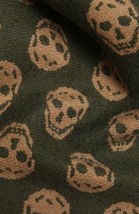 Мужской шерстяной шарф ALEXANDER MCQUEEN зеленого цвета по цене 13900 руб., арт. 624425/4200Q | Фото 2 Мужской шерстяной шарф ALEXANDER MCQUEEN зеленого цвета, арт. 624425/4200Q | Фото 2