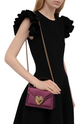 Женская сумка devotion small DOLCE & GABBANA фиолетового цвета по цене 117500 руб., арт. BB6711/A1016 | Фото 5 Женская сумка devotion small DOLCE & GABBANA фиолетового цвета, арт. BB6711/A1016 | Фото 5 (Женское Кросс-КТ: Вечерняя сумка; Сумки-технические: Сумки top-handle; Материал: Натуральная кожа; Ремень/цепочка: На ремешке; Размер: small)