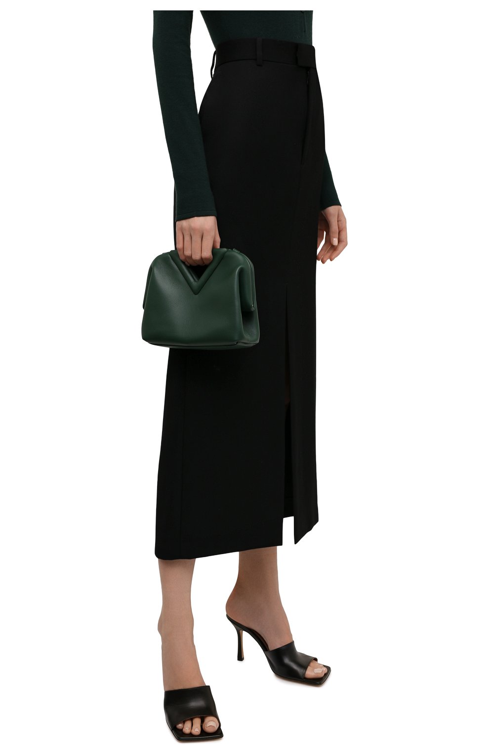 Женская сумка point small BOTTEGA VENETA зеленого цвета по цене 158000 руб., арт. 658476/VCP40 | Фото 2 Женская сумка point small BOTTEGA VENETA зеленого цвета, арт. 658476/VCP40 | Фото 2 (Сумки-технические: Сумки top-handle; Материал: Натуральная кожа; Региональные ограничения белый список (Axapta Mercury): RU; Ремень/цепочка: На ремешке; Размер: small)