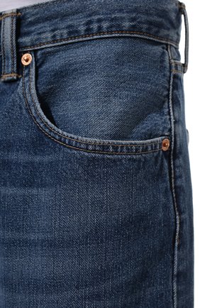 Женские джинсы BALENCIAGA тёмно-голубого цвета, арт. 657611/TJW68 | Фото 5 (Кросс-КТ: Деним; Длина (брюки, джинсы): Стандартные; Силуэт Ж (брюки и джинсы): Расклешенные; Материал внешний: Хлопок, Деним; Стили: Спорт-шик)