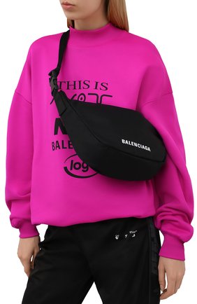 Женская поясная сумка wheel BALENCIAGA черного цвета по цене 54450 руб., арт. 655009/H858X | Фото 2 Женская поясная сумка wheel BALENCIAGA черного цвета, арт. 655009/H858X | Фото 2 (Размер: large; Стили: Спорт; Материал: Текстиль)
