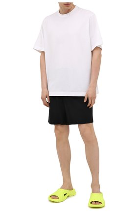 Мужские шлепанцы mold BALENCIAGA желтого цвета по цене 26950 руб., арт. 653874/W3CH2 | Фото 2 Мужские шлепанцы mold BALENCIAGA желтого цвета, арт. 653874/W3CH2 | Фото 2