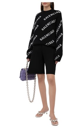 Женский шерстяной свитер BALENCIAGA черного цвета по цене 89550 руб., арт. 657520/T1567 | Фото 2 Женский шерстяной свитер BALENCIAGA черного цвета, арт. 657520/T1567 | Фото 2 (Материал внешний: Шерсть; Рукава: Длинные; Стили: Спорт-шик; Длина (для топов): Удлиненные; Женское Кросс-КТ: Свитер-одежда)