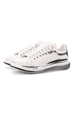 Мужские кожаные кеды ALEXANDER MCQUEEN белого цвета по цене 78950 руб., арт. 662642/WIA4Q | Фото 1 Мужские кожаные кеды ALEXANDER MCQUEEN белого цвета, арт. 662642/WIA4Q | Фото 1 (Материал внутренний: Натуральная кожа; Подошва: Массивная; Материал внешний: Кожа; Материал утеплителя: Без утеплителя; Длина стельки: 26,2, 29, 27,3, 28,3, 30, 26,6, 27,6, 28,0, 28,7, 29,0, 29,3, 30,0, 30,7; Стили: Гранж)
