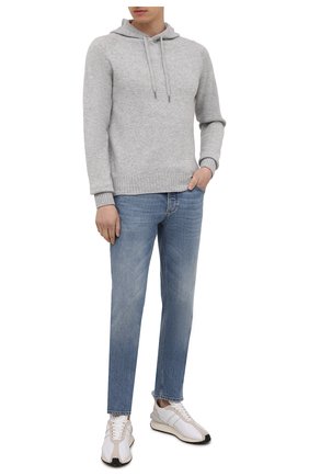 Мужской кашемировое худи TOM FORD серого цвета по цене 147500 руб., арт. BYK75/TFK314 | Фото 2 Мужской кашемировое худи TOM FORD серого цвета, арт. BYK75/TFK314 | Фото 2 (Материал внешний: Шерсть, Кашемир; Длина (для топов): Стандартные; Принт: Без принта; Рукава: Длинные; Стили: Кэжуэл; Мужское Кросс-КТ: Худи-одежда)