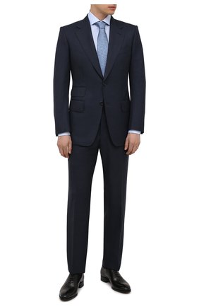 Мужской шерстяной костюм TOM FORD темно-синего цвета по цене 379500 руб., арт. 211R44/21AA43 | Фото 1 Мужской шерстяной костюм TOM FORD темно-синего цвета, арт. 211R44/21AA43 | Фото 1 (Рукава: Длинные; Материал внешний: Шерсть; Материал подклада: Шелк, Купро; Стили: Классический; Костюмы М: Однобортный; Региональные ограничения белый список (Axapta Mercury): RU)