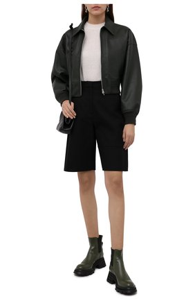 Женские кожаные ботинки ALEXANDER MCQUEEN хаки цвета по цене 73450 руб., арт. 666368/WHZ84 | Фото 2 Женские кожаные ботинки ALEXANDER MCQUEEN хаки цвета, арт. 666368/WHZ84 | Фото 2 (Материал внутренний: Натуральная кожа; Каблук высота: Средний; Женское Кросс-КТ: Челси-ботинки; Подошва: Платформа)