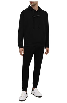 Мужские хлопковые джоггеры DSQUARED2 черного цвета по цене 36950 руб., арт. S79KA0020/S25042 | Фото 2 Мужские хлопковые джоггеры DSQUARED2 черного цвета, арт. S79KA0020/S25042 | Фото 2