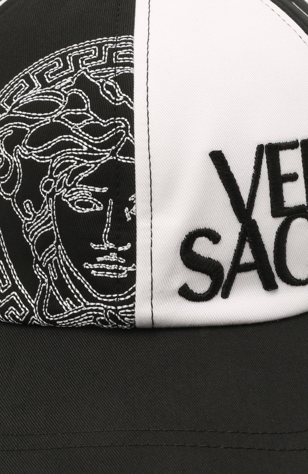 Мужской хлопковая бейсболка VERSACE черно-белого цвета по цене 43200 руб., арт. 1001590/1A01289 | Фото 3 Мужской хлопковая бейсболка VERSACE черно-белого цвета, арт. 1001590/1A01289 | Фото 3