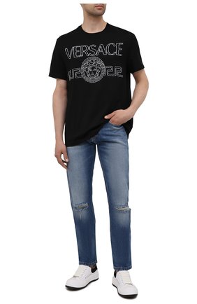 Мужская хлопковая футболка VERSACE черного цвета по цене 38050 руб., арт. 1001280/1A00915 | Фото 2 Мужская хлопковая футболка VERSACE черного цвета, арт. 1001280/1A00915 | Фото 2