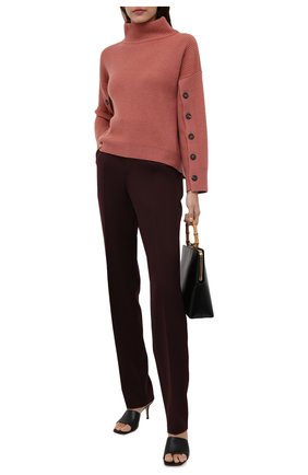 Женский кашемировый свитер BRUNELLO CUCINELLI розового цвета, арт. M12714704 | Фото 2 (Материал внешний: Шерсть, Кашемир; Длина (для топов): Стандартные; Рукава: Длинные; Стили: Кэжуэл; Женское Кросс-КТ: Свитер-одежда)