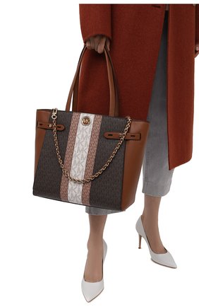 Женский сумка-тоут carmen MICHAEL MICHAEL KORS коричневого цвета по цене 39400 руб., арт. 30T1GNMT30 | Фото 2 Женский сумка-тоут carmen MICHAEL MICHAEL KORS коричневого цвета, арт. 30T1GNMT30 | Фото 2