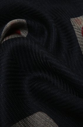 Мужской шерстяной шарф GIORGIO ARMANI темно-синего цвета, арт. 745007/1A107 | Фото 2 (Материал: Шерсть, Текстиль; Кросс-КТ: шерсть; Мужское Кросс-КТ: Шарфы - с бахромой)