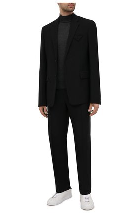 Мужской водолазка из кашемира и шелка TOM FORD темно-серого цвета по цене 114000 руб., арт. BYH99/TFK122 | Фото 2 Мужской водолазка из кашемира и шелка TOM FORD темно-серого цвета, арт. BYH99/TFK122 | Фото 2 (Материал внешний: Шерсть, Шелк, Кашемир; Принт: Без принта; Длина (для топов): Стандартные; Рукава: Длинные; Стили: Классический; Мужское Кросс-КТ: Водолазка-одежда)