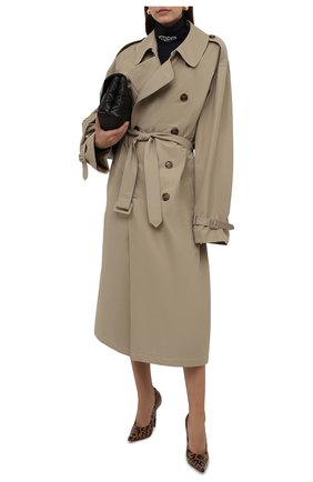 Женский хлопковый тренч VETEMENTS бежевого цвета по цене 171000 руб., арт. UA52C0240C 1004/W | Фото 2 Женский хлопковый тренч VETEMENTS бежевого цвета, арт. UA52C0240C 1004/W | Фото 2