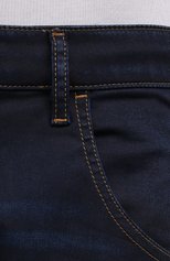 Мужские джинсы DIESEL темно-синего цвета, арт. A00879/Z69VZ | Фото 5 (Силуэт М (брюки): Прямые; Кросс-КТ: Деним; Длина (брюки, джинсы): Стандартные; Стили: Гранж; Материал внешний: Хлопок, Лиоцелл, Растительное волокно; Детали: Потертости)