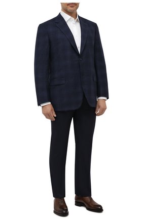 Мужской шерстяной пиджак BRIONI темно-синего цвета по цене 363500 руб., арт. RGH00L/09A6X/PARLAMENT0 | Фото 2 Мужской шерстяной пиджак BRIONI темно-синего цвета, арт. RGH00L/09A6X/PARLAMENT0 | Фото 2 (Рукава: Длинные; Материал подклада: Купро; Длина (для топов): Стандартные; Материал внешний: Шерсть; Случай: Формальный; Пиджаки М: Прямой; 1-2-бортные: Однобортные; Стили: Классический)
