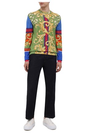 Мужской шелковый джемпер VERSACE разноцветного цвета по цене 95350 руб., арт. A89381/1A00794 | Фото 2 Мужской шелковый джемпер VERSACE разноцветного цвета, арт. A89381/1A00794 | Фото 2