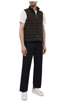 Мужской пуховый жилет EMPORIO ARMANI коричневого цвета по цене 19350 руб., арт. 8N1BQ1/1NLRZ | Фото 2 Мужской пуховый жилет EMPORIO ARMANI коричневого цвета, арт. 8N1BQ1/1NLRZ | Фото 2