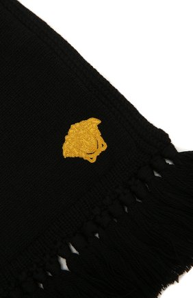 Детский шерстяной шарф VERSACE черного цвета, арт. 1001655/1A01314 | Фото 2 (Материал: Шерсть, Текстиль)