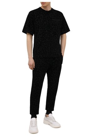 Мужская хлопковая футболка DOLCE & GABBANA черного цвета по цене 62100 руб., арт. G8NA9Z/G7YTI | Фото 2 Мужская хлопковая футболка DOLCE & GABBANA черного цвета, арт. G8NA9Z/G7YTI | Фото 2