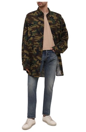 Мужская хлопковая рубашка BALENCIAGA хаки цвета по цене 89950 руб., арт. 659027/TKL14 | Фото 2 Мужская хлопковая рубашка BALENCIAGA хаки цвета, арт. 659027/TKL14 | Фото 2 (Материал внешний: Хлопок; Рукава: Длинные; Стили: Милитари; Случай: Повседневный; Манжеты: На пуговицах; Принт: С принтом; Воротник: Button down; Длина (для топов): Удлиненные)