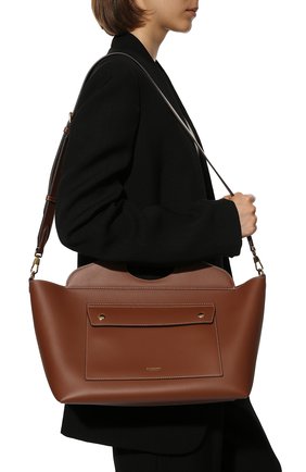 Женский сумка-тоут pocket bag small BURBERRY коричневого цвета по цене 158000 руб., арт. 8041746 | Фото 6 Женский сумка-тоут pocket bag small BURBERRY коричневого цвета, арт. 8041746 | Фото 6 (Сумки-технические: Сумки-шопперы; Материал: Натуральная кожа; Размер: small)