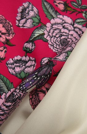 Женский шелковый платок VALENTINO фуксия цвета по цене 38800 руб., арт. WW2EI114/QSI | Фото 2 Женский шелковый платок VALENTINO фуксия цвета, арт. WW2EI114/QSI | Фото 2