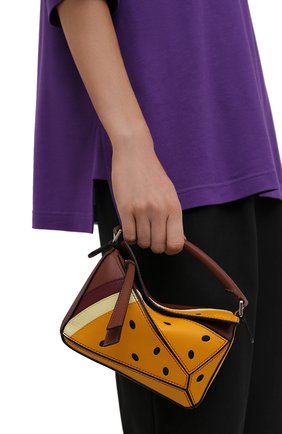 Женская сумка puzzle loewe x paula's ibiza LOEWE желтого цвета, арт. A510U95X40 | Фото 2 (Сумки-технические: Сумки top-handle; Материал: Натуральная кожа; Размер: mini; Ремень/цепочка: На ремешке)