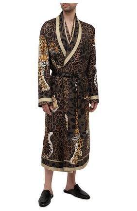 Мужской шелковый халат DOLCE & GABBANA леопардового цвета, арт. G0936T/FI16F | Фото 2 (Материал внешний: Шелк; Длина (верхняя одежда): Длинные; Материал подклада: Шелк; Рукава: Длинные; Кросс-КТ: домашняя одежда)