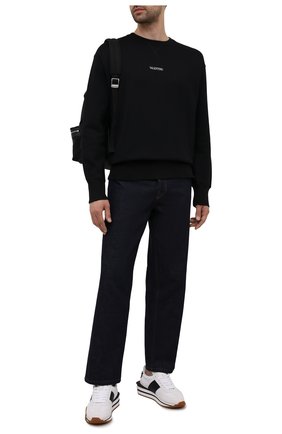 Мужской хлопковый свитшот VALENTINO черного цвета по цене 56300 руб., арт. WV3MF18W7GF | Фото 2 Мужской хлопковый свитшот VALENTINO черного цвета, арт. WV3MF18W7GF | Фото 2 (Материал внешний: Хлопок; Мужское Кросс-КТ: свитшот-одежда; Стили: Кэжуэл)