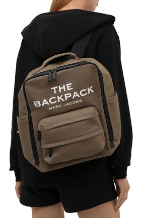 Женский рюкзак MARC JACOBS (THE) хаки цвета по цене 24250 руб., арт. H301M06SP21 | Фото 2 Женский рюкзак MARC JACOBS (THE) хаки цвета, арт. H301M06SP21 | Фото 2