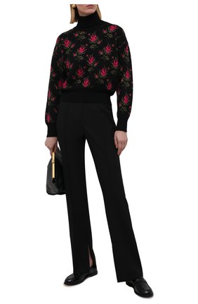 Женский свитер REDVALENTINO черного цвета по цене 49950 руб., арт. WR3KC09P/642 | Фото 2 Женский свитер REDVALENTINO черного цвета, арт. WR3KC09P/642 | Фото 2 (Длина (для топов): Стандартные; Материал внешний: Синтетический материал; Рукава: Длинные; Стили: Кэжуэл; Женское Кросс-КТ: Свитер-одежда)