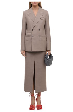 Женская шерстяная юбка BOTTEGA VENETA бежевого цвета по цене 62650 руб., арт. 659561/VKIU0 | Фото 2 Женская шерстяная юбка BOTTEGA VENETA бежевого цвета, арт. 659561/VKIU0 | Фото 2 (Материал внешний: Шерсть; Женское Кросс-КТ: Юбка-одежда; Длина Ж (юбки, платья, шорты): Миди; Стили: Гламурный)