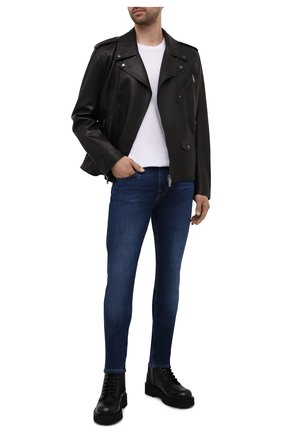 Мужские джинсы 7 FOR ALL MANKIND синего цвета по цене 26700 руб., арт. JSD4U580TU | Фото 2 Мужские джинсы 7 FOR ALL MANKIND синего цвета, арт. JSD4U580TU | Фото 2 (Длина (брюки, джинсы): Стандартные; Материал внешний: Хлопок, Деним; Силуэт М (брюки): Узкие; Кросс-КТ: Деним; Стили: Гранж; Детали: Потертости)
