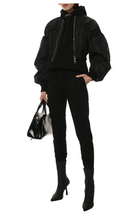 Женские хлопковые джоггеры BURBERRY черного цвета по цене 55300 руб., арт. 8043467 | Фото 2 Женские хлопковые джоггеры BURBERRY черного цвета, арт. 8043467 | Фото 2