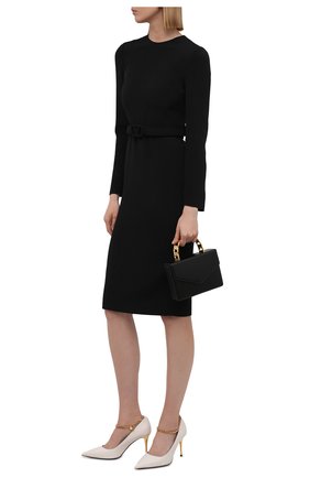 Женские кожаные туфли TOM FORD белого цвета по цене 77500 руб., арт. W2560T-LKD002 | Фото 2 Женские кожаные туфли TOM FORD белого цвета, арт. W2560T-LKD002 | Фото 2 (Материал внутренний: Натуральная кожа; Подошва: Плоская)