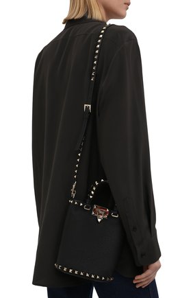 Женская сумка rockstud VALENTINO черного цвета по цене 77450 руб., арт. WW2P0W31/VSH | Фото 5 Женская сумка rockstud VALENTINO черного цвета, арт. WW2P0W31/VSH | Фото 5 (Сумки-технические: Сумки top-handle; Материал: Натуральная кожа; Размер: mini; Ремень/цепочка: На ремешке)