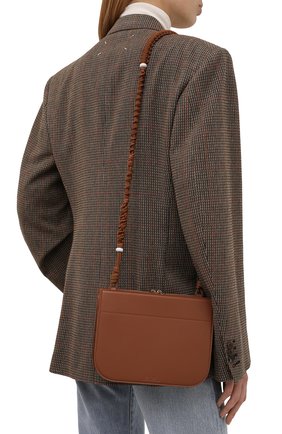 Женская сумка my way small LORO PIANA светло-коричневого цвета по цене 210500 руб., арт. FAL8160 | Фото 2 Женская сумка my way small LORO PIANA светло-коричневого цвета, арт. FAL8160 | Фото 2 (Ремень/цепочка: На ремешке; Размер: small; Материал: Натуральная кожа; Сумки-технические: Сумки через плечо)