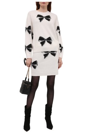 Женская юбка REDVALENTINO кремвого цвета по цене 43050 руб., арт. WR3KG00J/64A | Фото 2 Женская юбка REDVALENTINO кремвого цвета, арт. WR3KG00J/64A | Фото 2 (Материал внешний: Синтетический материал; Длина Ж (юбки, платья, шорты): Мини; Стили: Романтичный; Кросс-КТ: Трикотаж; Женское Кросс-КТ: Юбка-одежда)