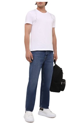 Мужская хлопковая футболка ALEXANDER MCQUEEN белого цвета, арт. 666622/QRZ6A | Фото 2 (Материал внешний: Хлопок; Длина (для топов): Стандартные; Стили: Кэжуэл; Рукава: Короткие; Принт: С принтом)