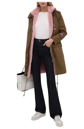 Женская хлопковая парка REDVALENTINO хаки цвета по цене 85050 руб., арт. WR3CK00S/63F | Фото 2 Женская хлопковая парка REDVALENTINO хаки цвета, арт. WR3CK00S/63F | Фото 2 (Материал внешний: Хлопок; Материал подклада: Синтетический материал; Стили: Спорт-шик; Кросс-КТ: Куртка; Рукава: Длинные; Длина (верхняя одежда): До середины бедра)