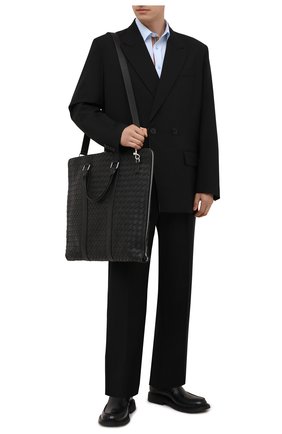 Мужская кожаный кофр BOTTEGA VENETA черного цвета по цене 371000 руб., арт. 658598/V0E51 | Фото 2 Мужская кожаный кофр BOTTEGA VENETA черного цвета, арт. 658598/V0E51 | Фото 2 (Материал: Натуральная кожа; Региональные ограничения белый список (Axapta Mercury): RU; Ремень/цепочка: На ремешке; Размер: large)