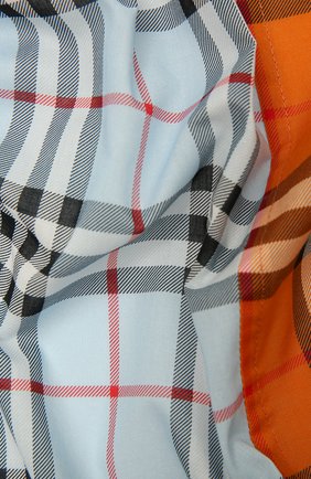 Женская хлопковая бандана BURBERRY разноцветного цвета по цене 23200 руб., арт. 8045282 | Фото 2 Женская хлопковая бандана BURBERRY разноцветного цвета, арт. 8045282 | Фото 2