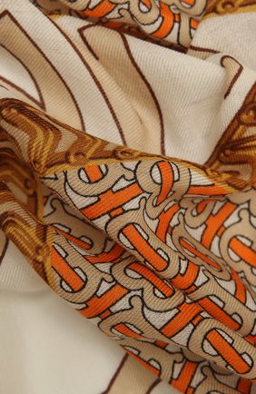 Женская кашемировая шаль BURBERRY бежевого цвета по цене 66700 руб., арт. 8043164 | Фото 2 Женская кашемировая шаль BURBERRY бежевого цвета, арт. 8043164 | Фото 2