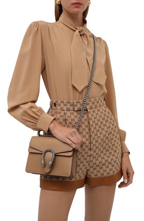 Женская сумка dionysus mini GUCCI бежевого цвета по цене 178500 руб., арт. 421970/CA0GN | Фото 2 Женская сумка dionysus mini GUCCI бежевого цвета, арт. 421970/CA0GN | Фото 2 (Материал: Натуральная кожа; Сумки-технические: Сумки через плечо; Ремень/цепочка: С цепочкой, На ремешке; Размер: mini)
